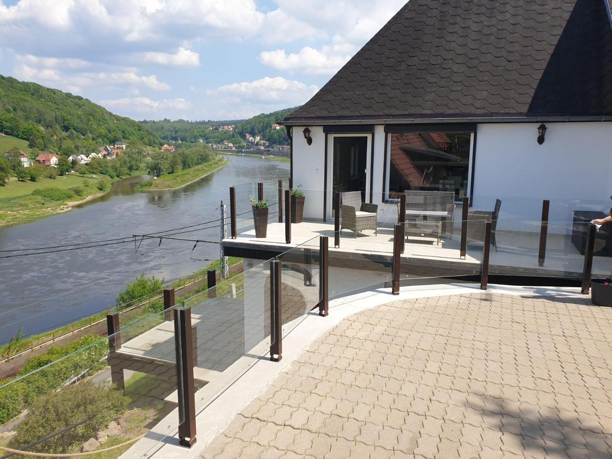 Saechsische-Schweiz-Ferienhaus-Wohnung-1-Mit-Elbblick-Sauna-Und-Kamin Königstein an der Elbe Exteriör bild