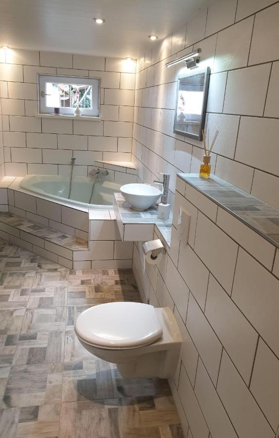 Saechsische-Schweiz-Ferienhaus-Wohnung-1-Mit-Elbblick-Sauna-Und-Kamin Königstein an der Elbe Exteriör bild