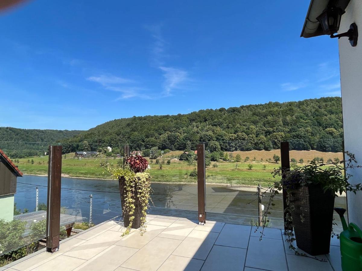 Saechsische-Schweiz-Ferienhaus-Wohnung-1-Mit-Elbblick-Sauna-Und-Kamin Königstein an der Elbe Exteriör bild